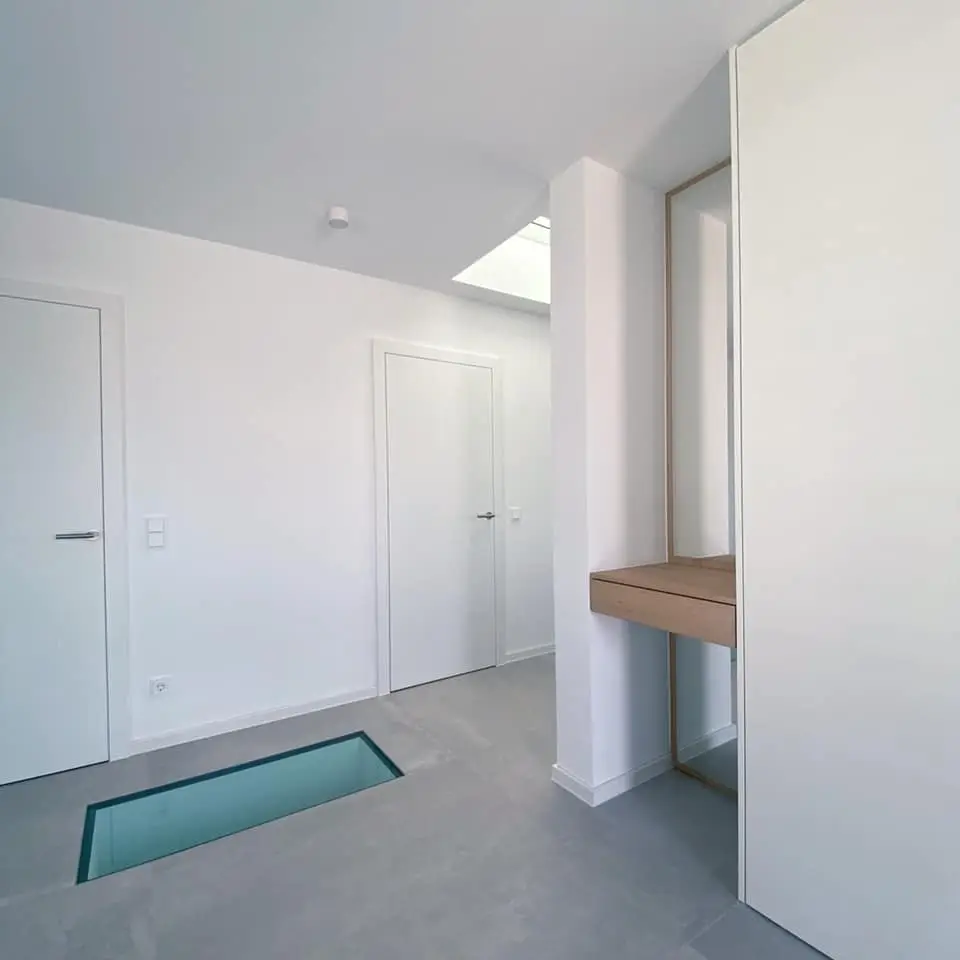 GERBERHAUS5: Eingangsbereich mit Einbauten