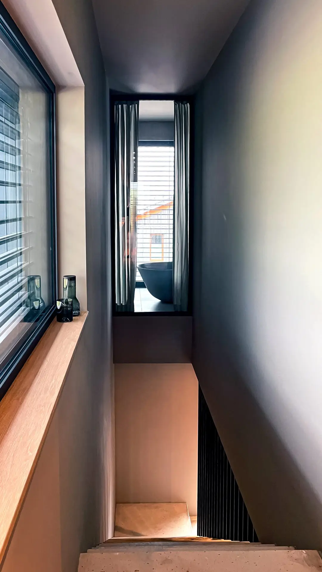 Dunkler Flur im Projekt Moody Interior Alzey
